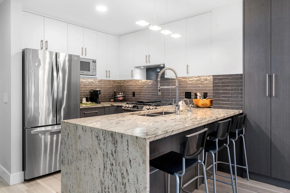 Kitchen Photo of 109 400 Klahanie Drive, Port Moody, BC