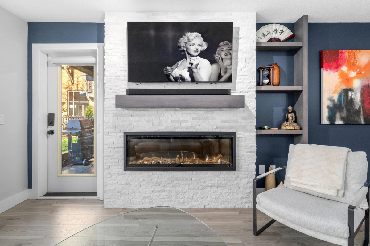 Office / Den Photo of 109 400 Klahanie Drive, Port Moody, BC