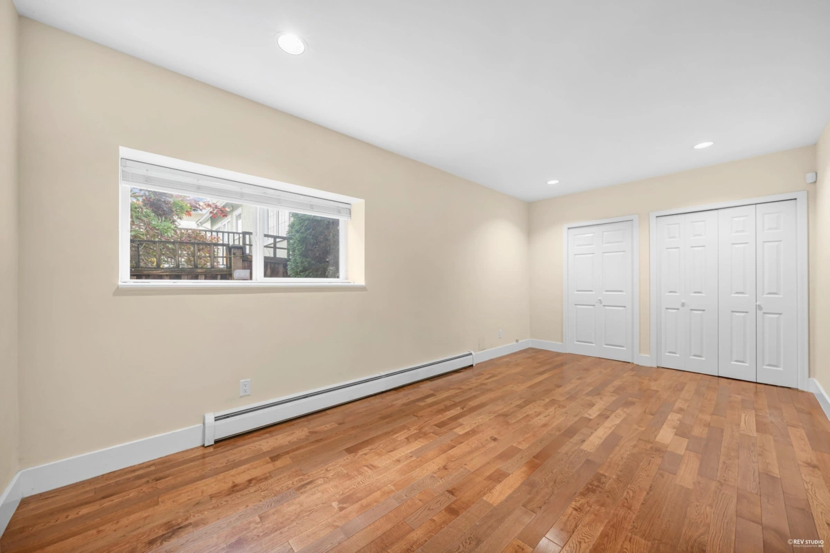 Front Yard Photo of 3191 W 23rd Avenue, Vancouver, BC