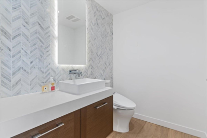 Loft / Bonus Room Photo of 604 1439 George Street, White Rock, BC