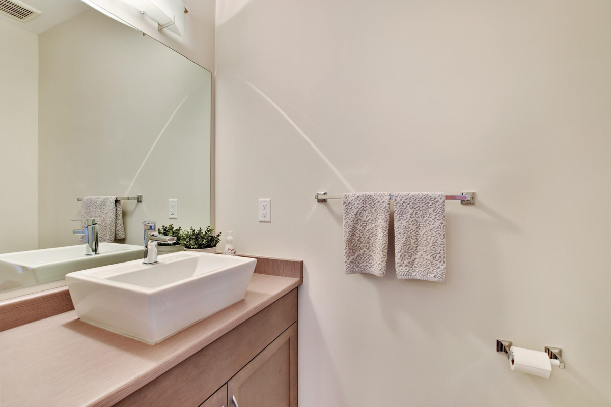 Primary Bathroom Photo of 139 6026 Lindeman Street, Chilliwack, BC