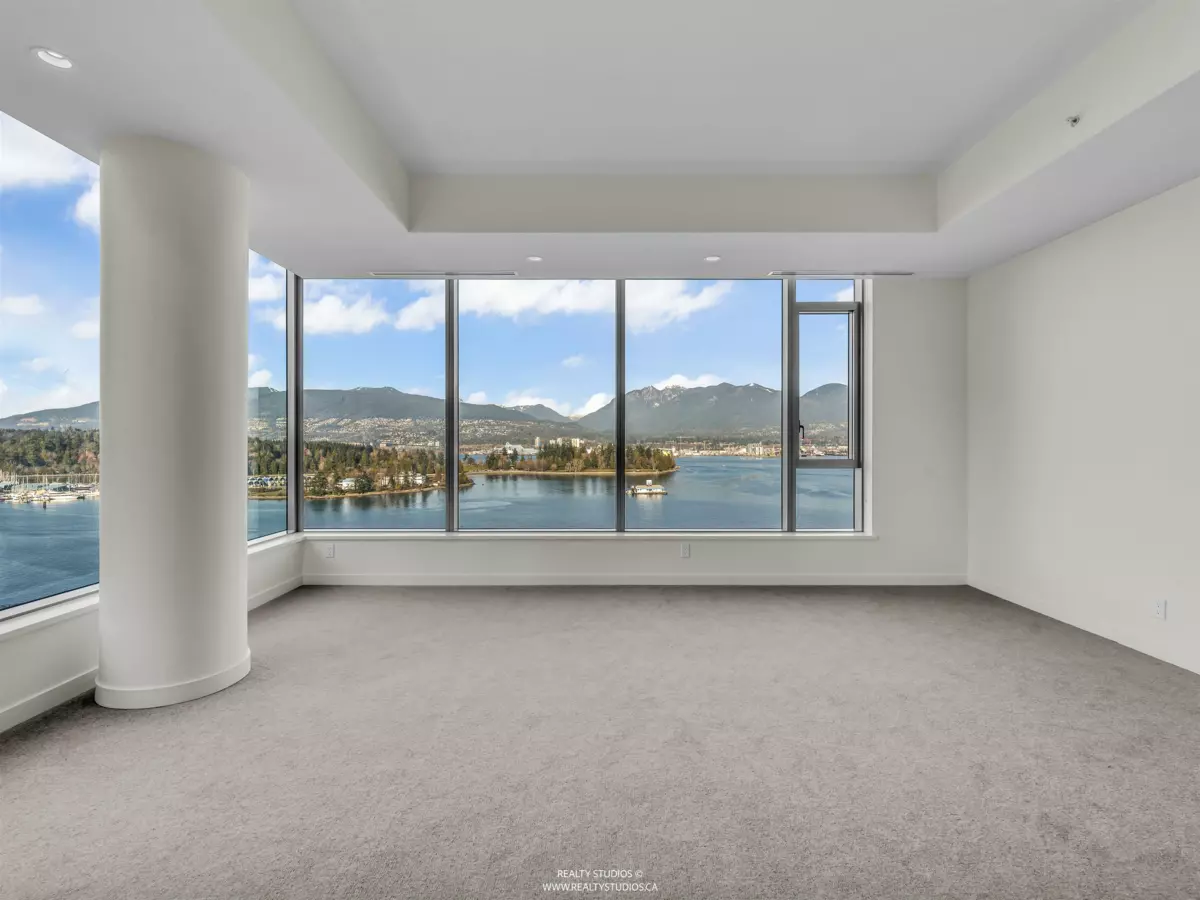 Family Room Photo of 1301 277 Thurlow Street, Vancouver, BC