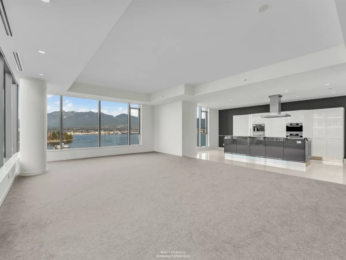 Living Room Photo of 1301 277 Thurlow Street, Vancouver, BC