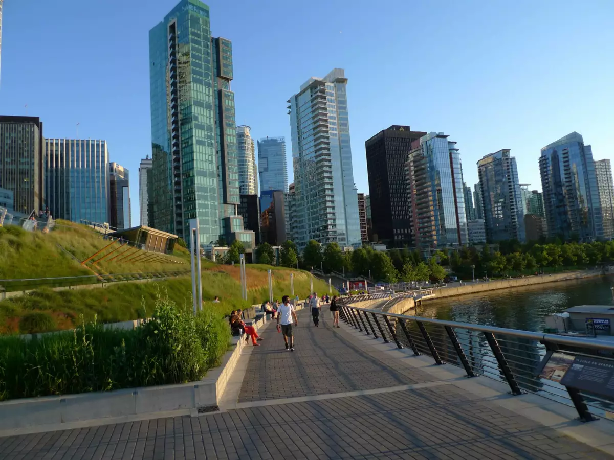 Outdoor Deck Photo of 1301 277 Thurlow Street, Vancouver, BC