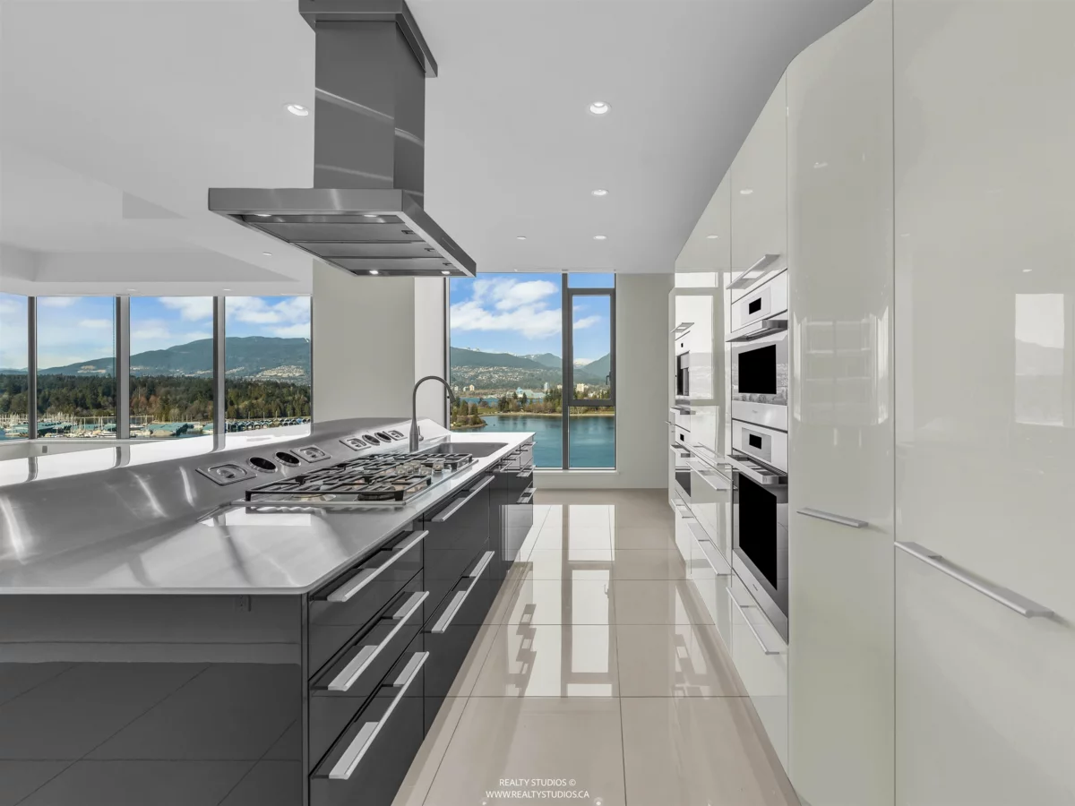 Pantry Photo of 1301 277 Thurlow Street, Vancouver, BC