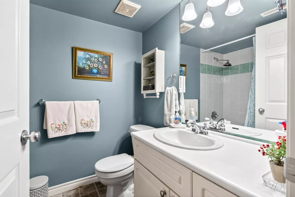 Front Yard Photo of 16728 62a Avenue, Surrey, BC