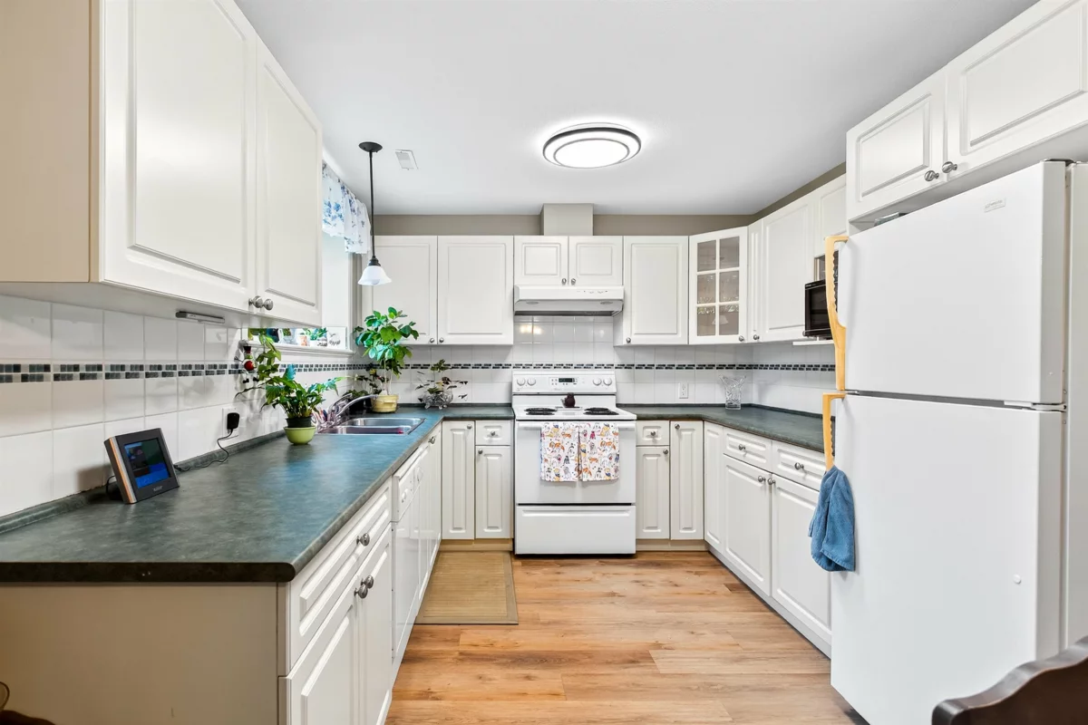 Outdoor Patio Photo of 16728 62a Avenue, Surrey, BC