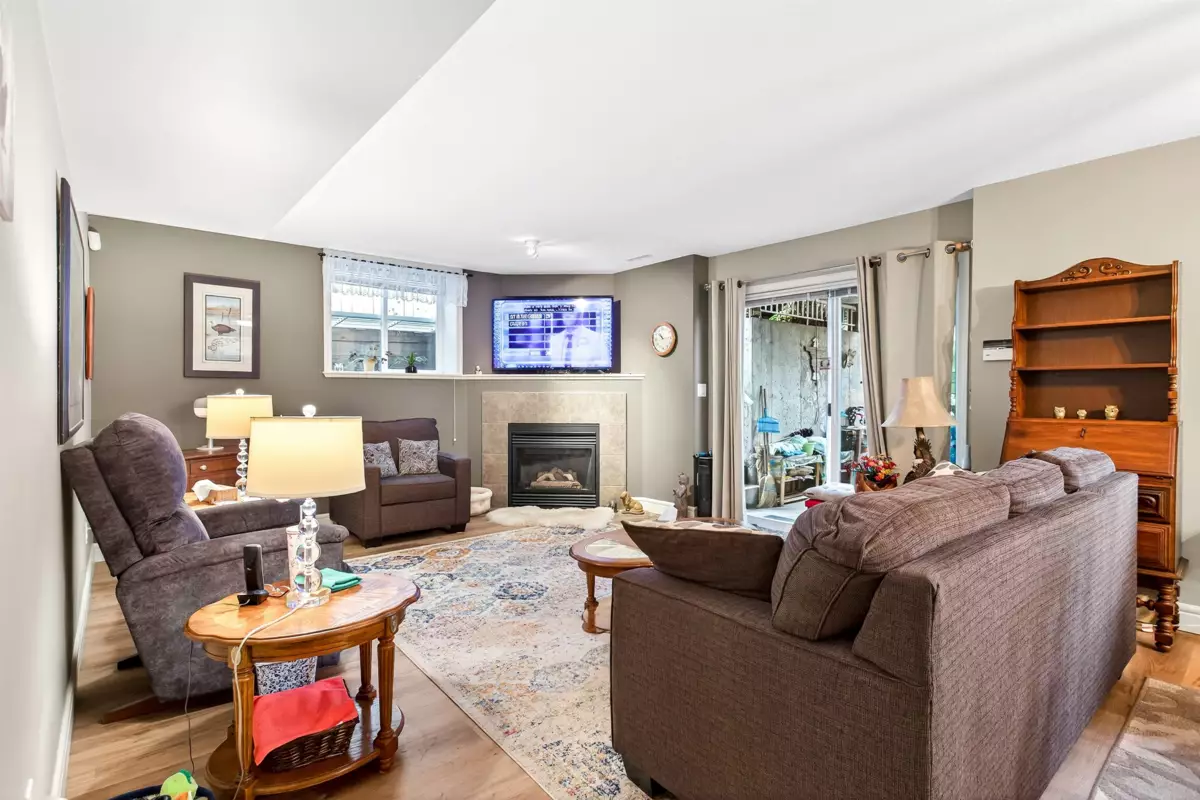 Staircase Photo of 16728 62a Avenue, Surrey, BC