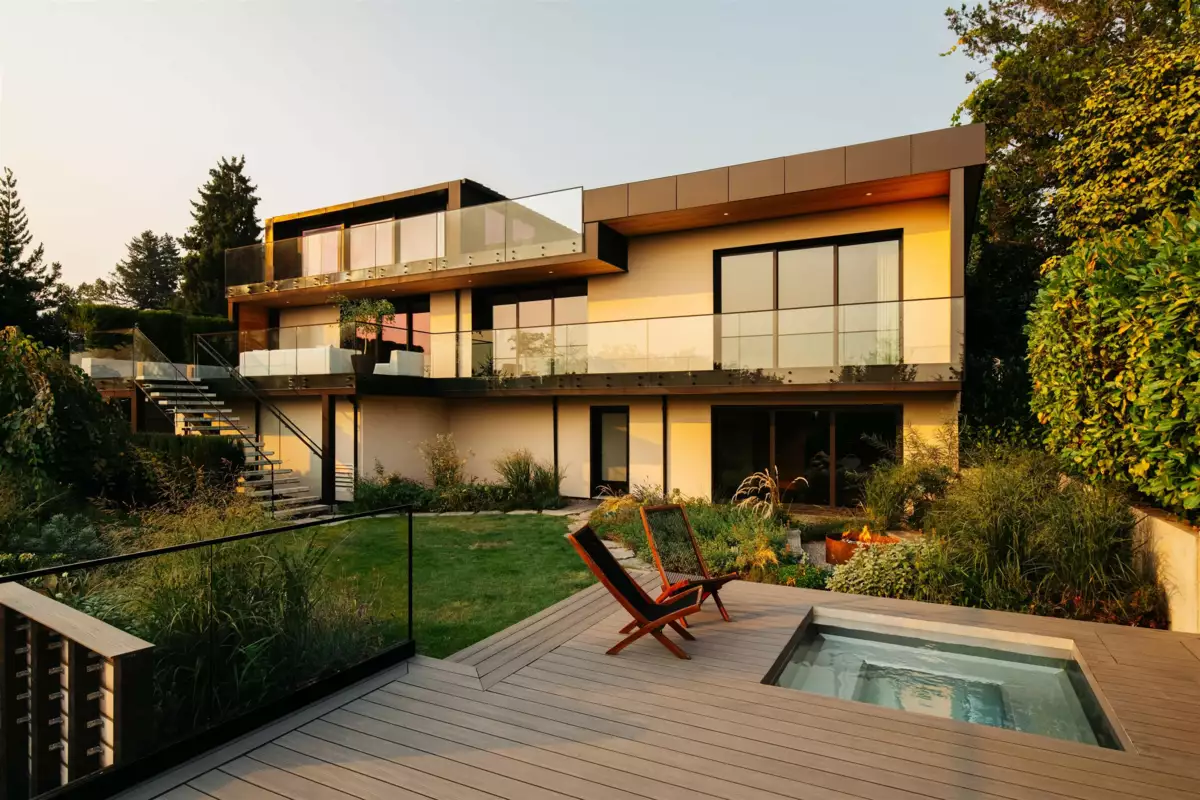 Backyard Photo of 1295 W Keith Road, North Vancouver, BC