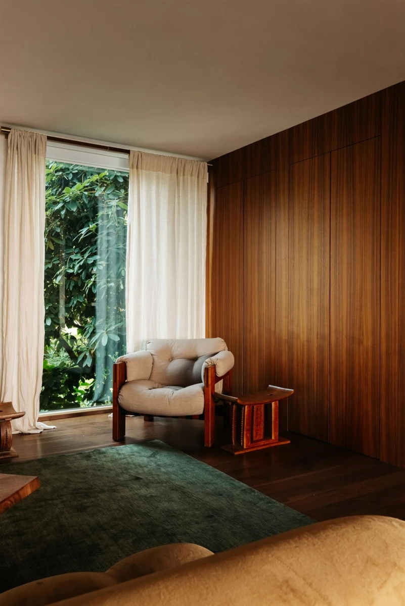 Walk-In Closet Photo of 1295 W Keith Road, North Vancouver, BC