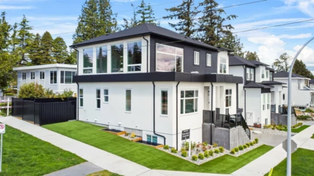 Community Amenities Photo (Clubhouse) of 16019 9a Avenue, Surrey, BC