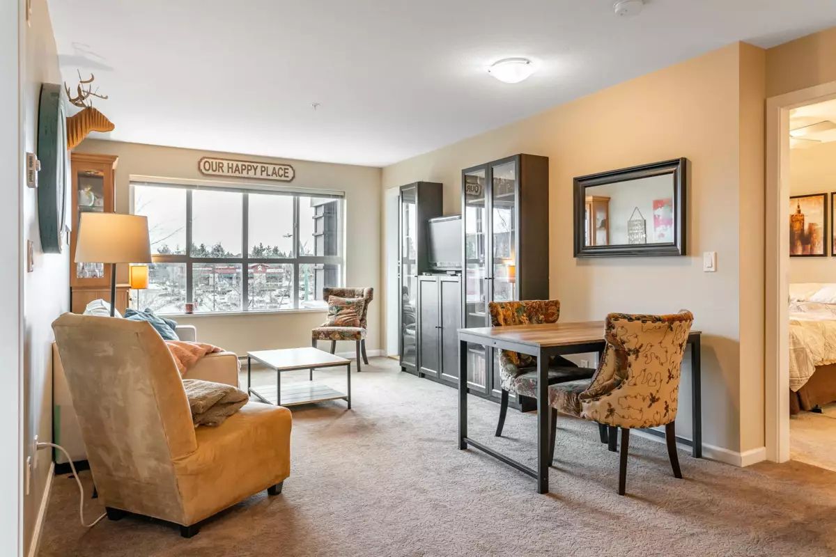 Breakfast Nook Photo of 312 18755 68 Avenue, Surrey, BC