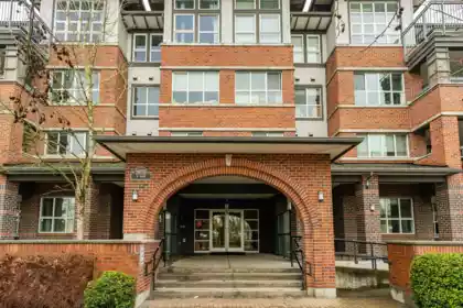 312 18755 68 Avenue, Surrey, BC