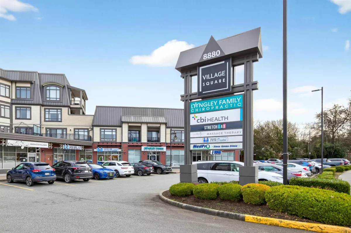 Swimming Pool Photo of 320 8880 202 Street, Langley, BC