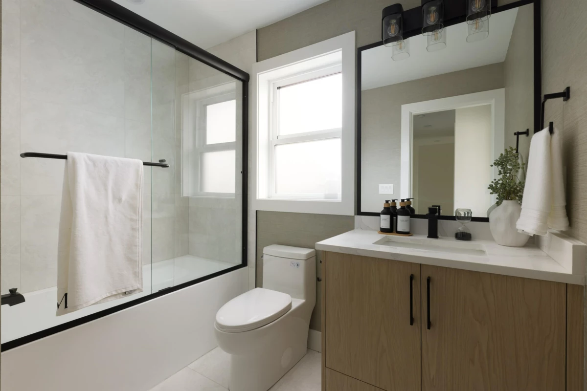 Mudroom Photo of 15 1641 King Crescent, Abbotsford, BC