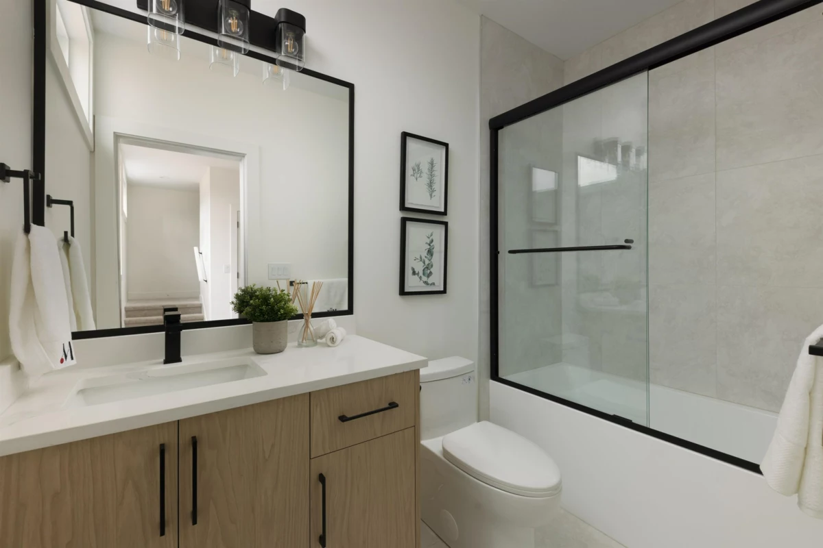 Staircase Photo of 15 1641 King Crescent, Abbotsford, BC