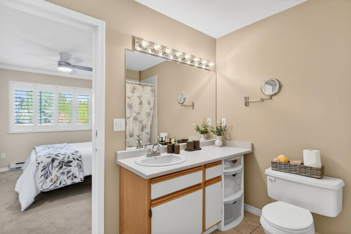 Powder Room Photo of 67 11588 232 Street, Maple Ridge, BC