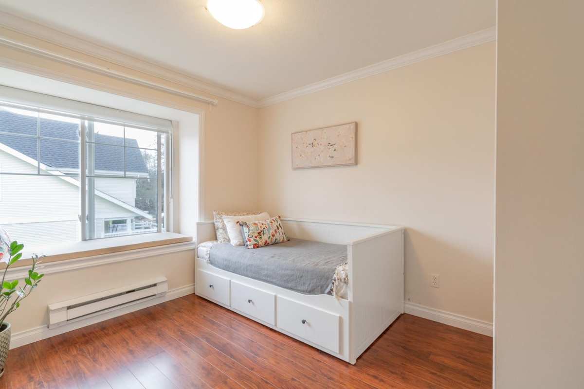 Basement Recreation Room Photo of 28 23560 119 Avenue, Maple Ridge, BC