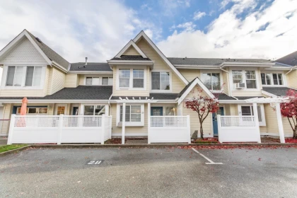 28 23560 119 Avenue, Maple Ridge, BC