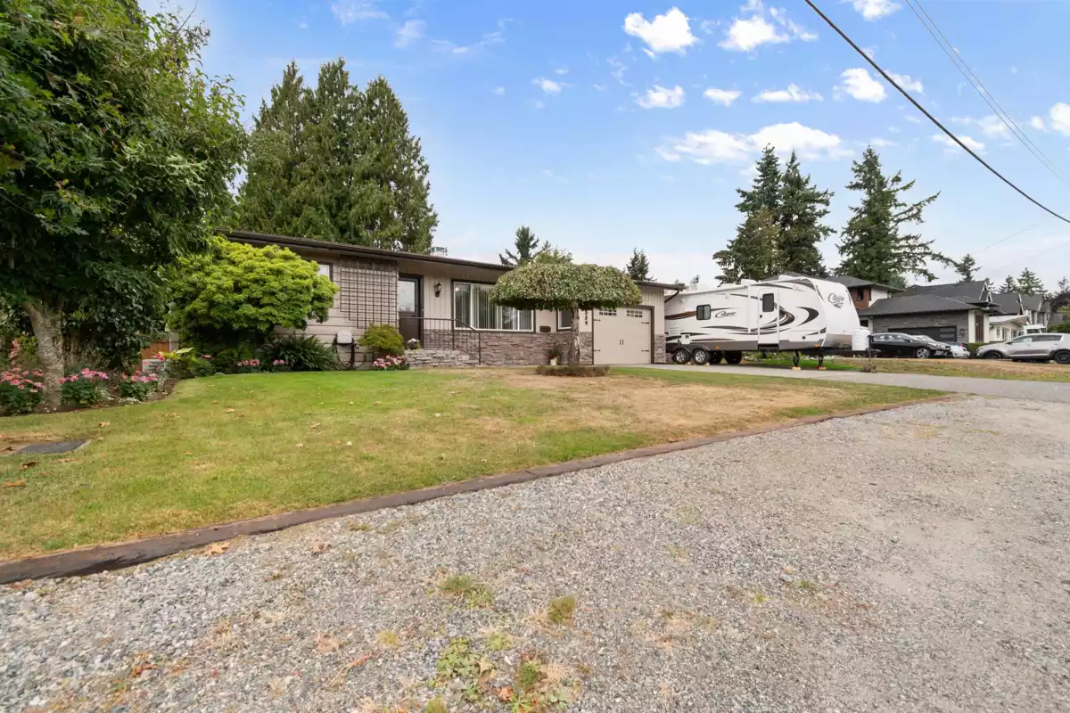Exterior Rear Photo of 2339 Alder Street, Abbotsford, BC