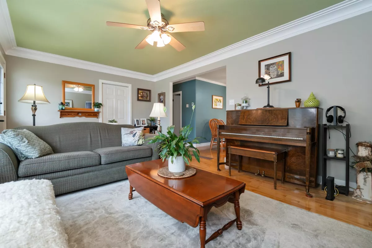 Pantry Photo of 2339 Alder Street, Abbotsford, BC