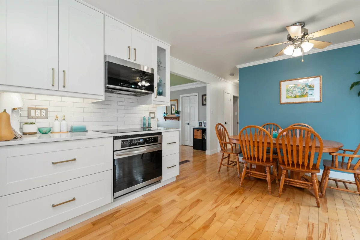 Primary Bedroom Photo of 2339 Alder Street, Abbotsford, BC