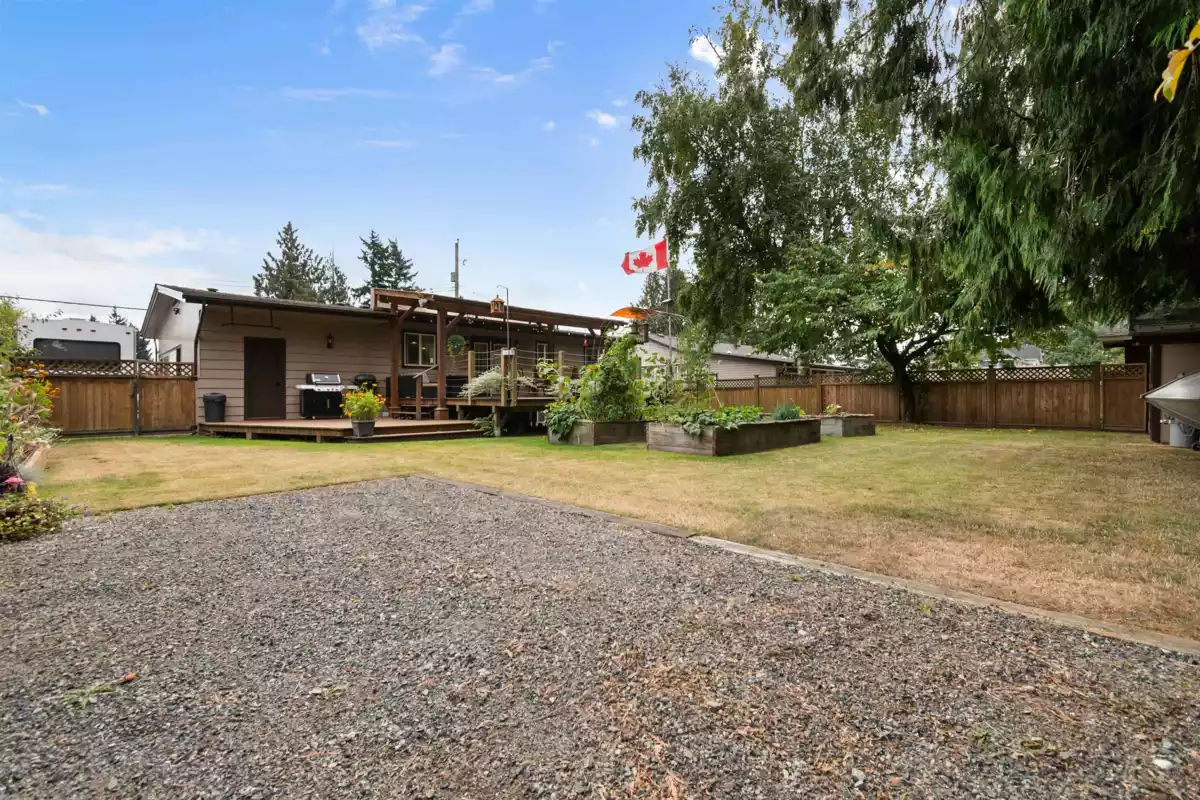 Swimming Pool Photo of 2339 Alder Street, Abbotsford, BC