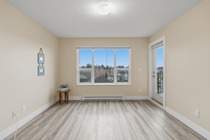 Bedroom 3 Photo of 213 2565 Campbell Avenue, Abbotsford, BC