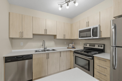 Breakfast Nook Photo of 213 2565 Campbell Avenue, Abbotsford, BC