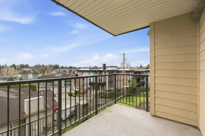 Staircase Photo of 213 2565 Campbell Avenue, Abbotsford, BC