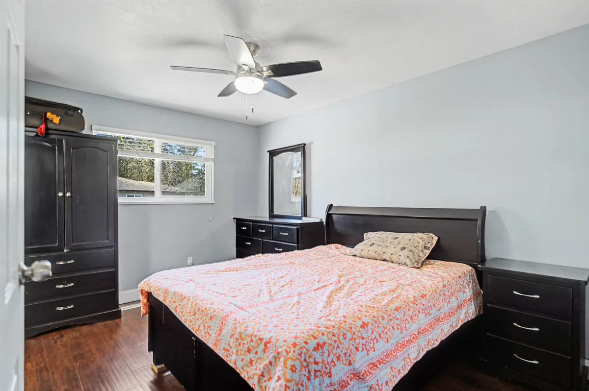 Bedroom 4 Photo of 8076 139a Street, Surrey, BC