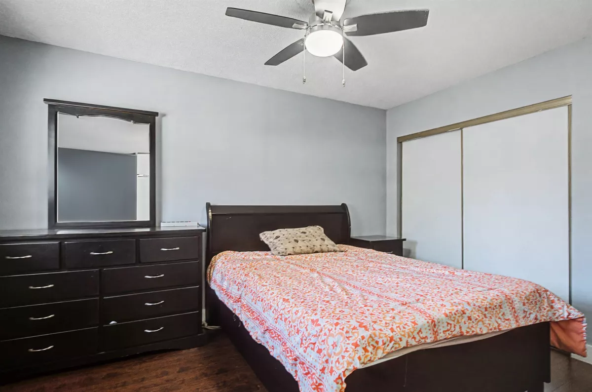 Guest Bathroom Photo of 8076 139a Street, Surrey, BC