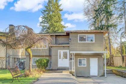 8076 139a Street, Surrey, BC