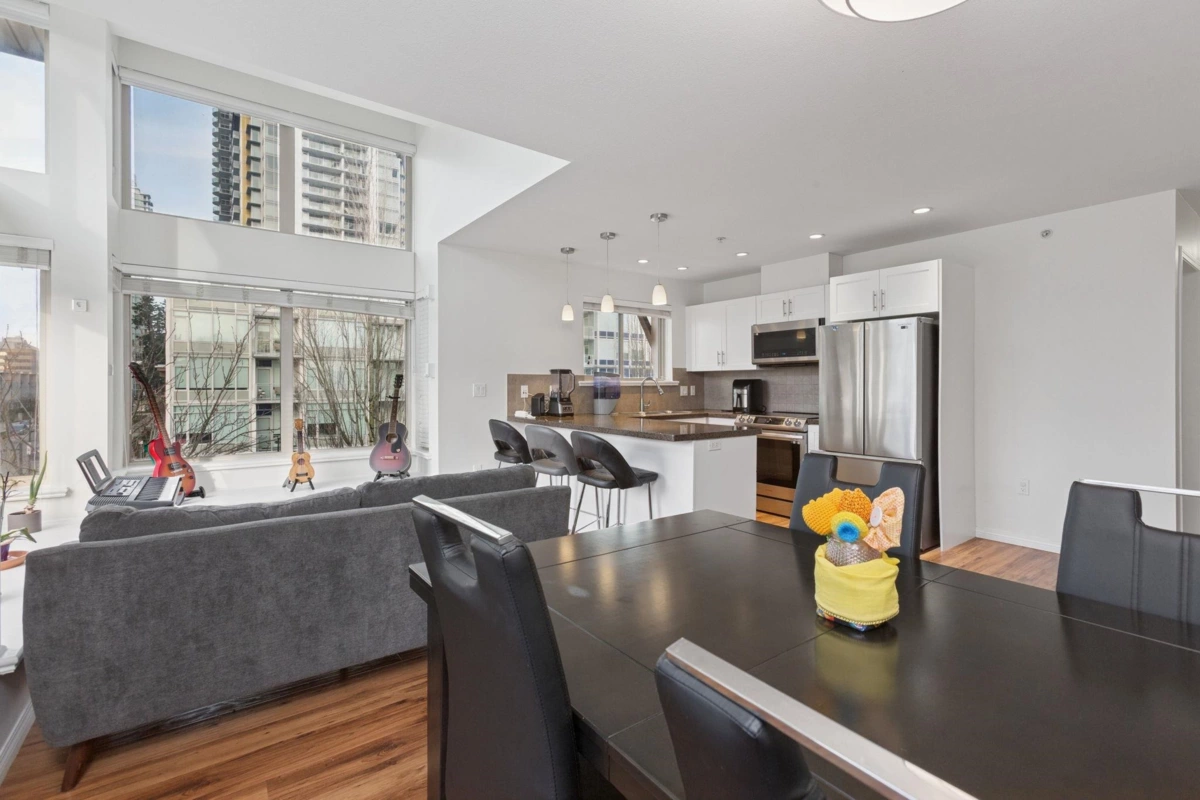 Breakfast Nook Photo of 301 5000 Imperial Street, Burnaby, BC