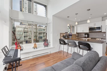301 5000 Imperial Street, Burnaby, BC