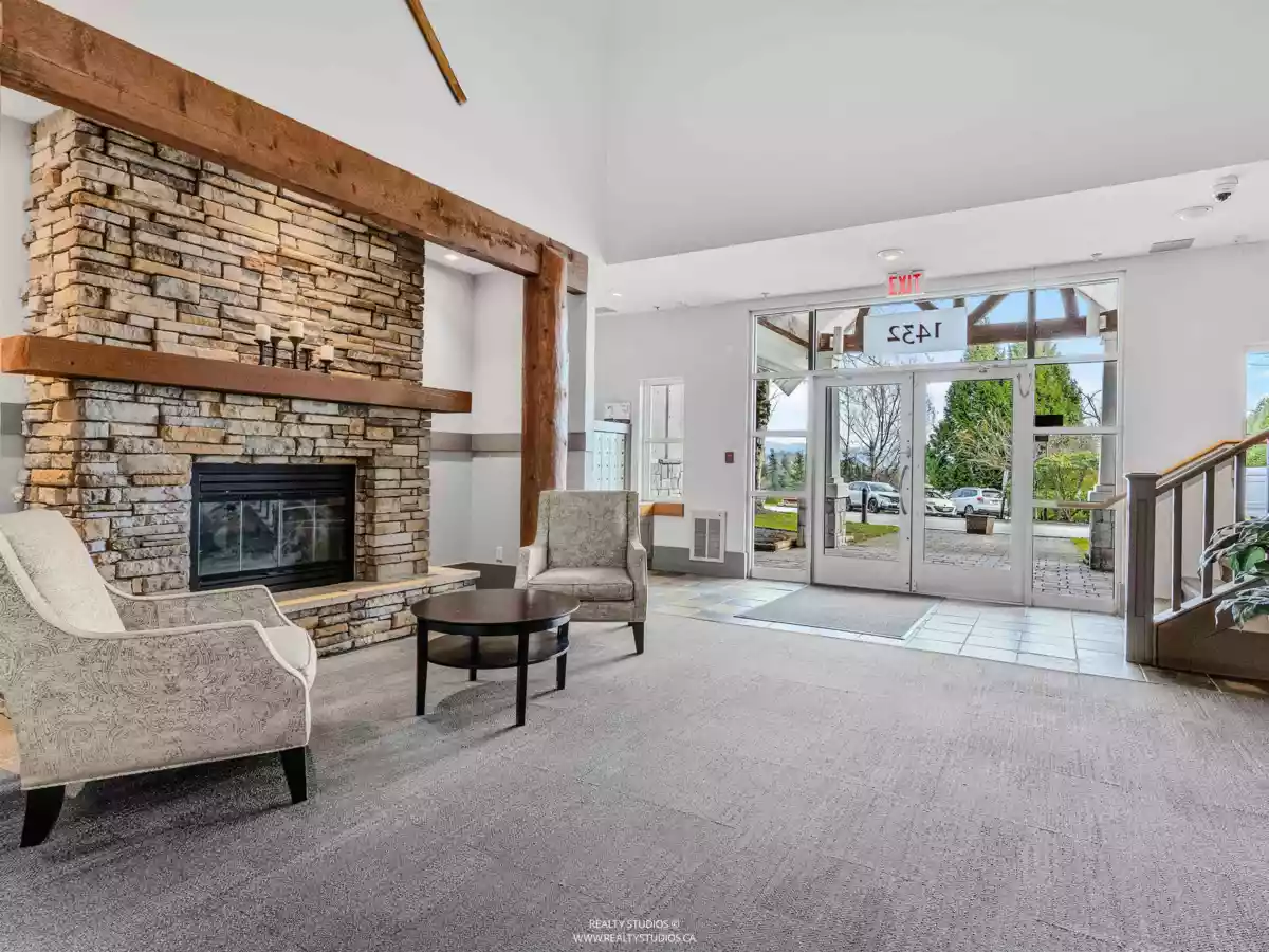 Office / Den Photo of 201 1432 Parkway Boulevard, Coquitlam, BC