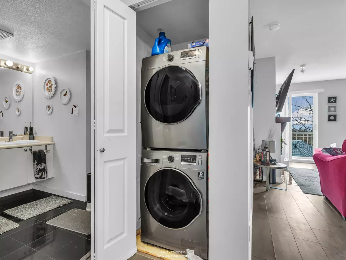 Walk-In Closet Photo of 201 1432 Parkway Boulevard, Coquitlam, BC