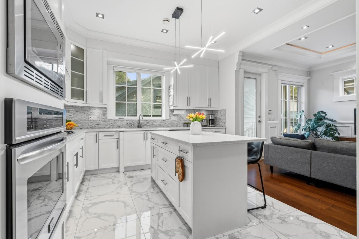 Breakfast Nook Photo of 5058 Dunbar Street, Vancouver, BC