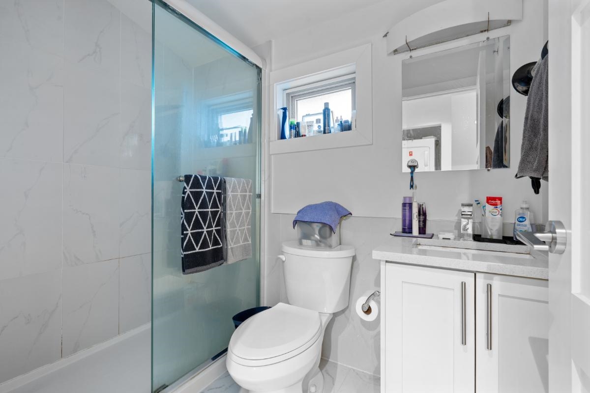 Outdoor Deck Photo of 5058 Dunbar Street, Vancouver, BC