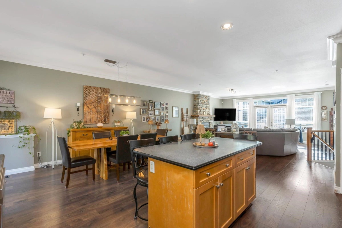 Primary Bathroom Photo of 66 36260 Mckee Road, Abbotsford, BC