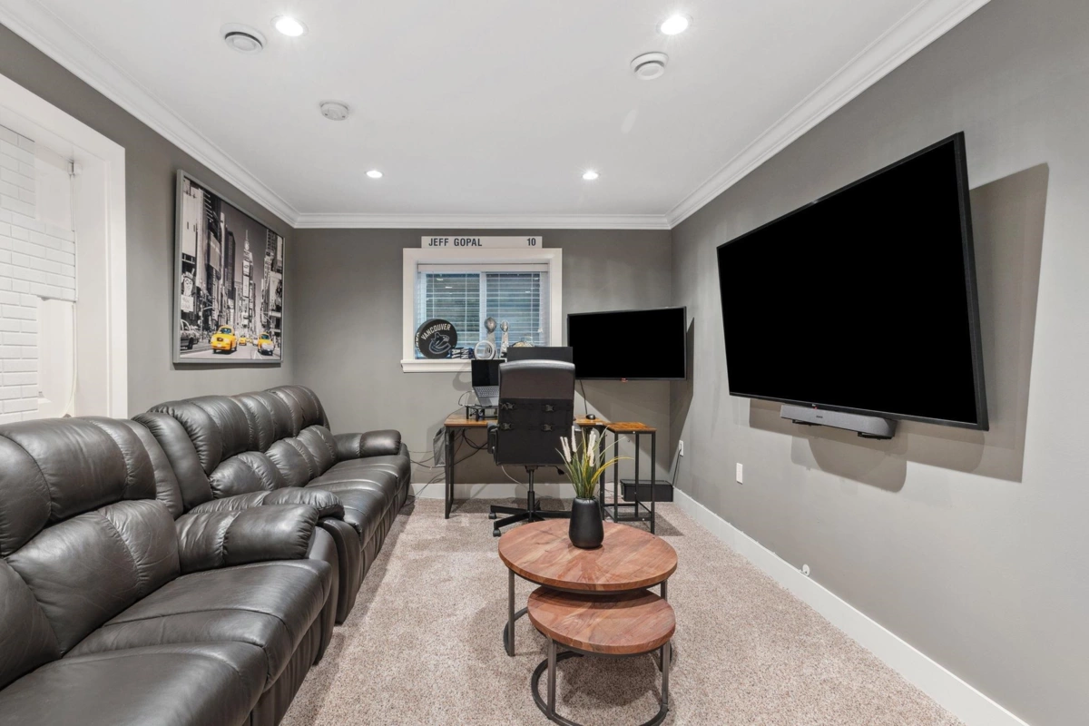 Backyard Photo of 5926 139a Street, Surrey, BC