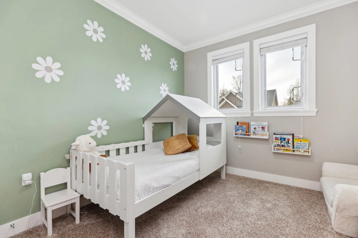 Hallway Photo of 5926 139a Street, Surrey, BC