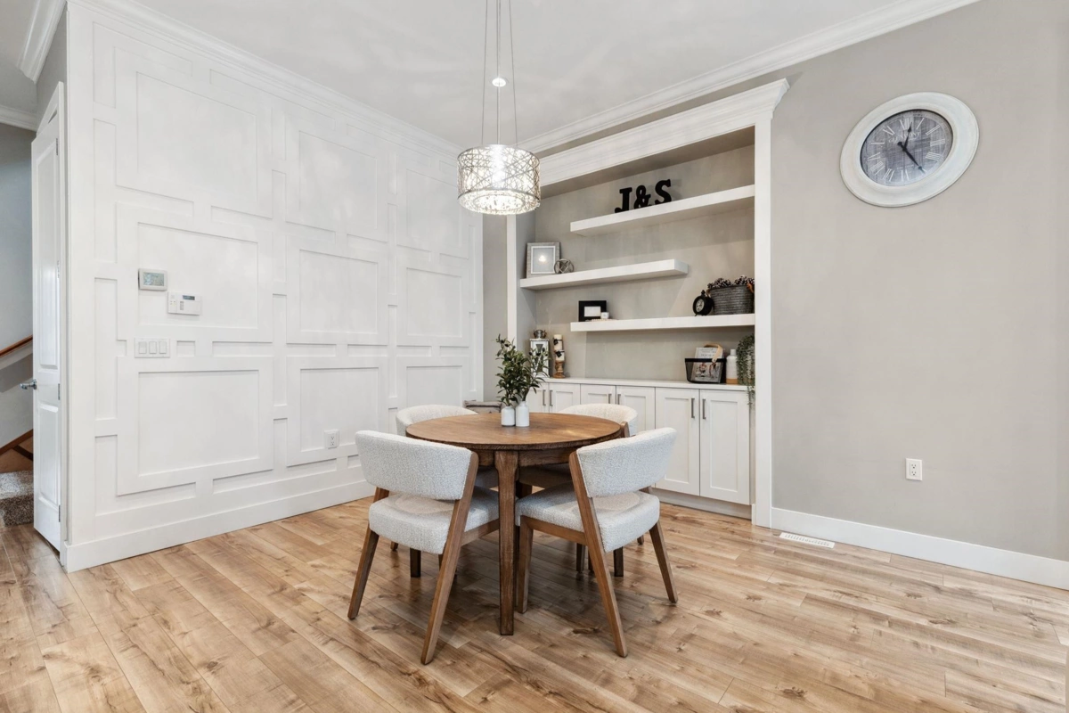 Kitchen Island Photo of 5926 139a Street, Surrey, BC