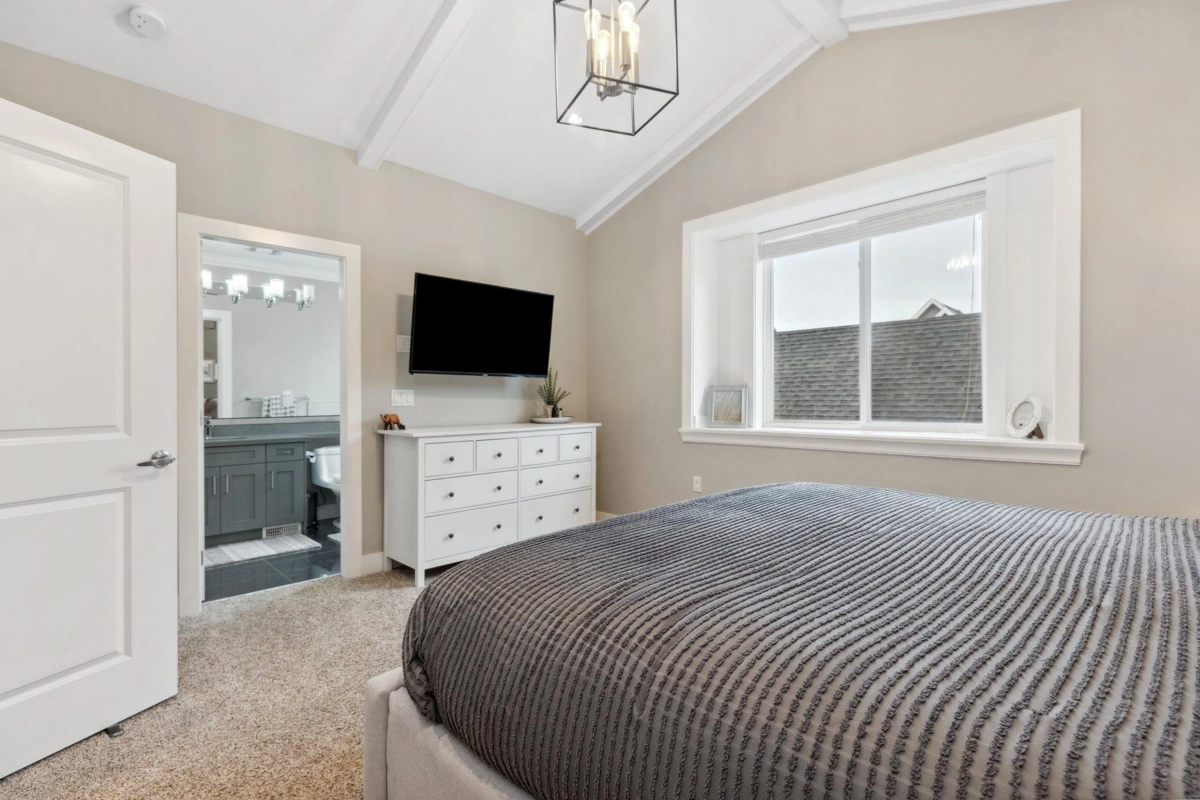 Loft / Bonus Room Photo of 5926 139a Street, Surrey, BC