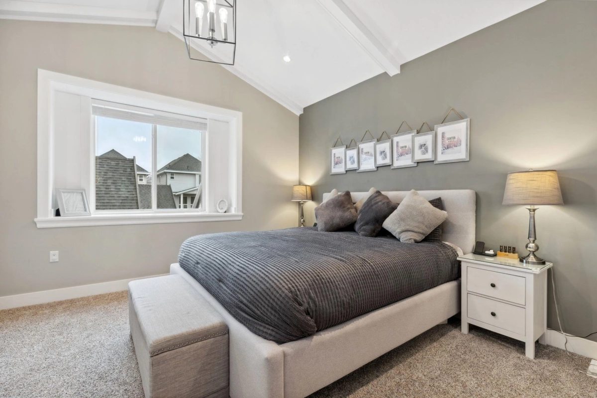 Powder Room Photo of 5926 139a Street, Surrey, BC