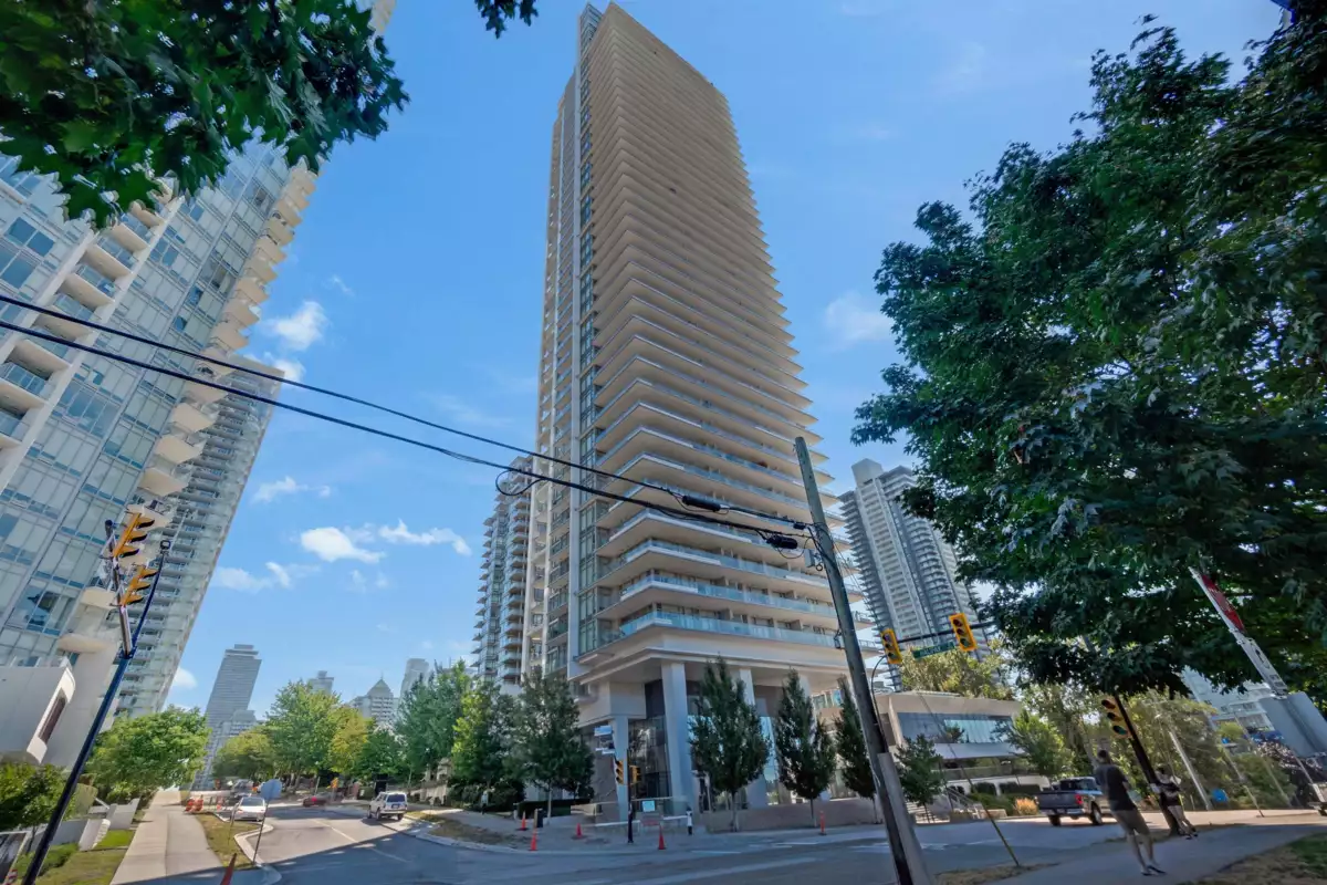Family Room Photo of 4402 1888 Gilmore Avenue, Burnaby, BC