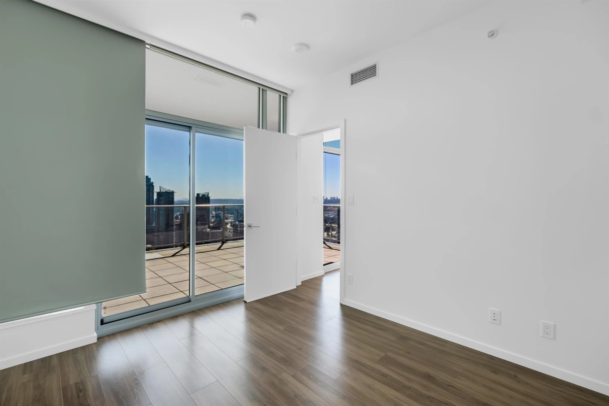Garage Interior Photo of 4402 1888 Gilmore Avenue, Burnaby, BC