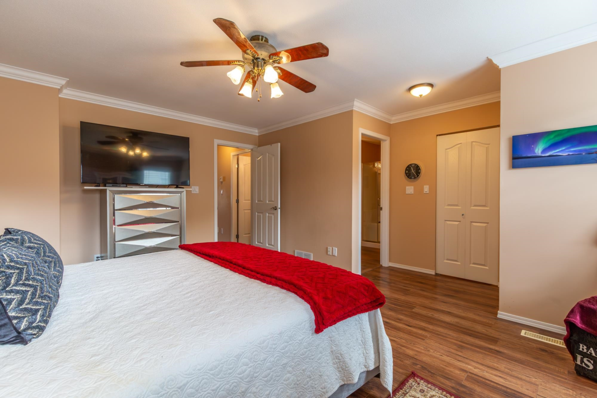 Entry Foyer Photo of 174 6450 Vedder Road, Chilliwack, BC