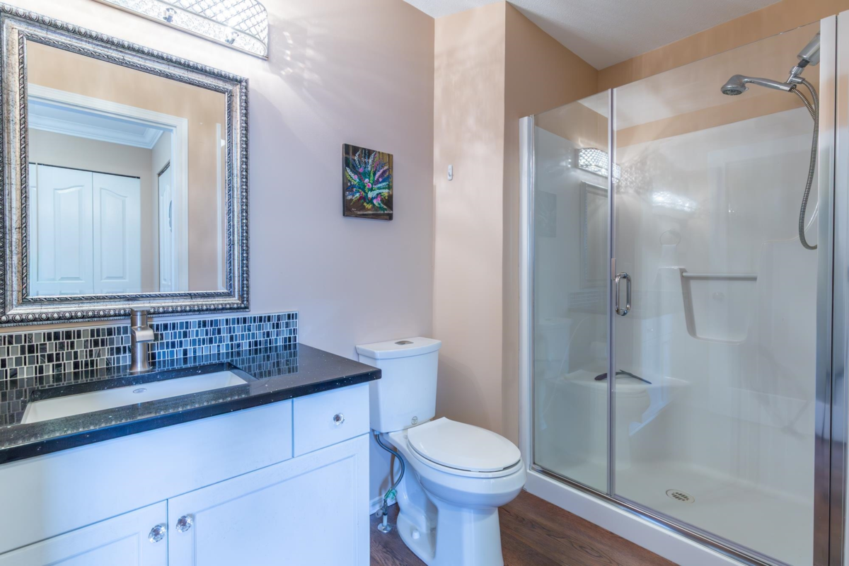 Hallway Photo of 174 6450 Vedder Road, Chilliwack, BC