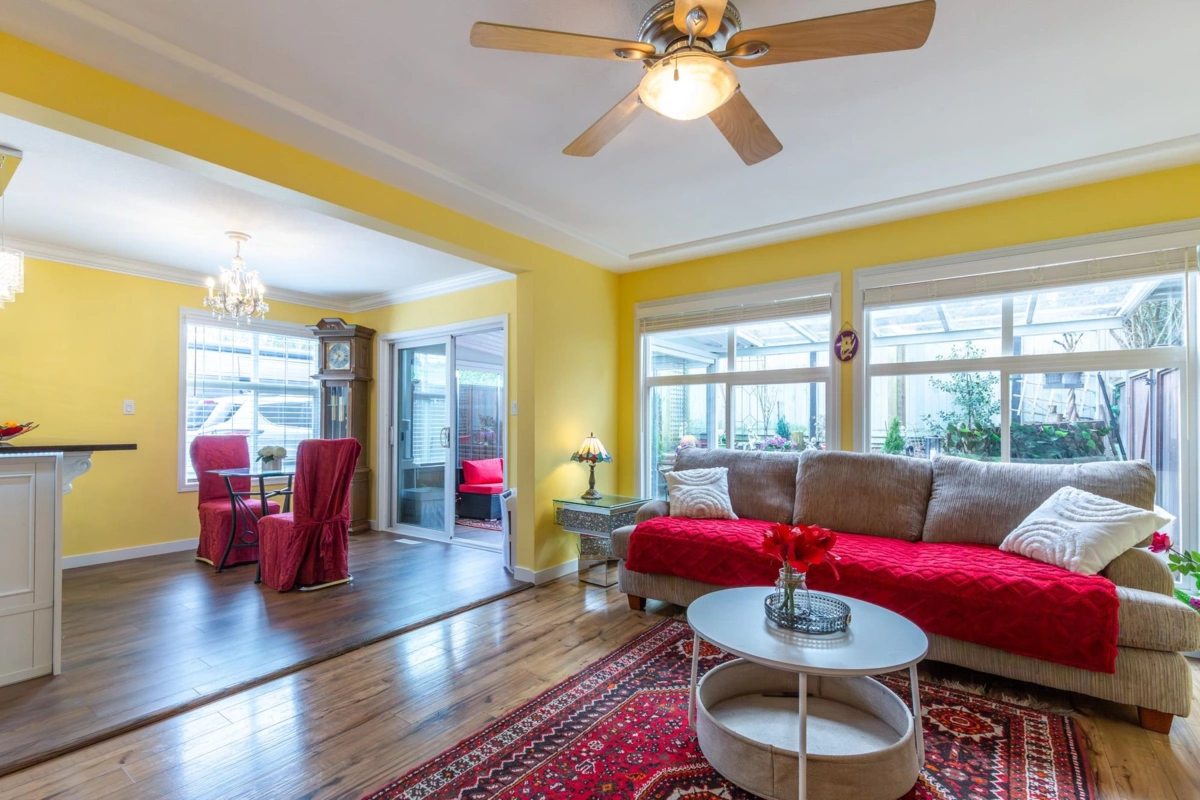Kitchen Island Photo of 174 6450 Vedder Road, Chilliwack, BC